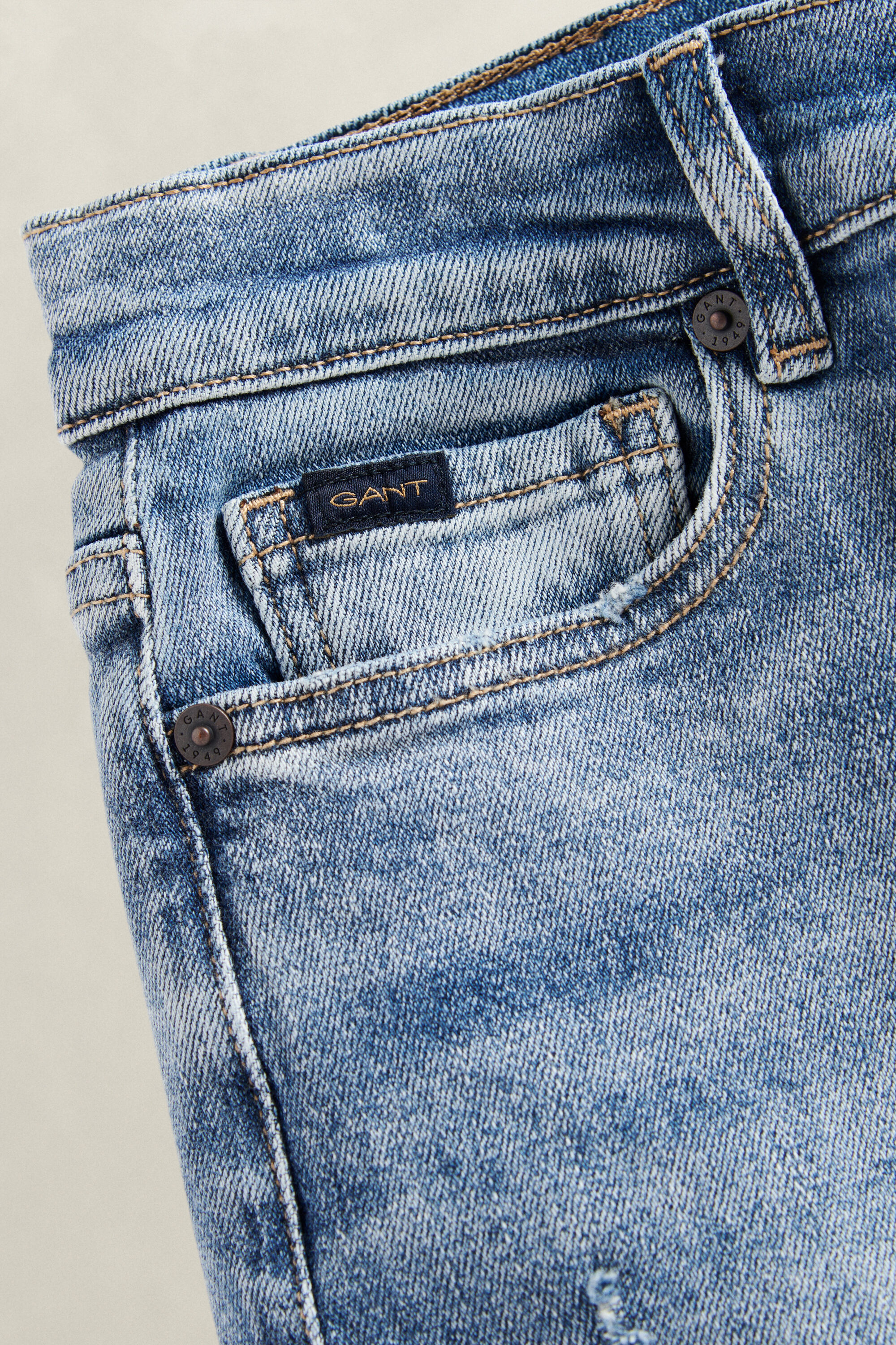 Teen Boys ‑malliston relaxed fit ‑mitoitetut farkut