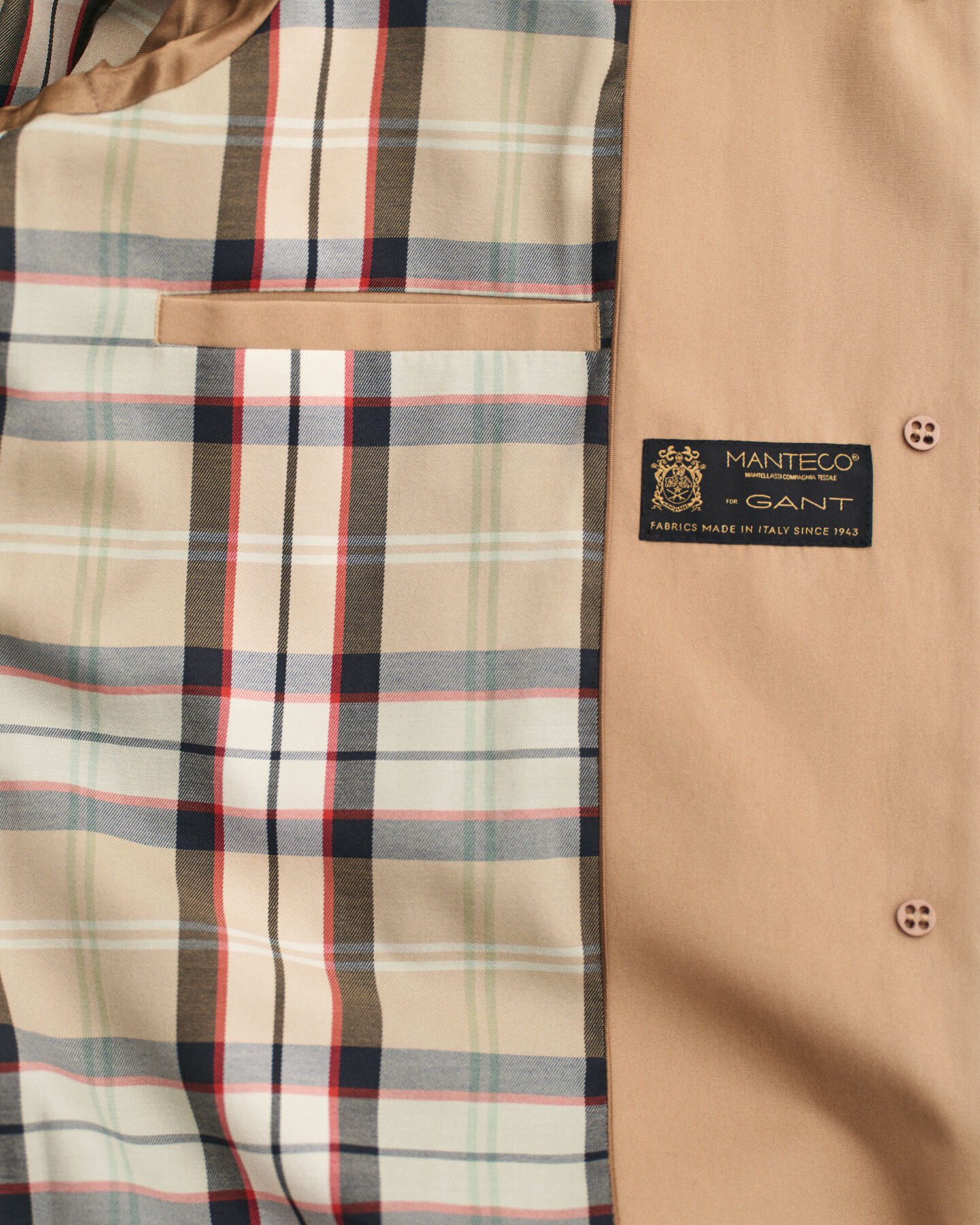 Nahkakauluksinen autotakki