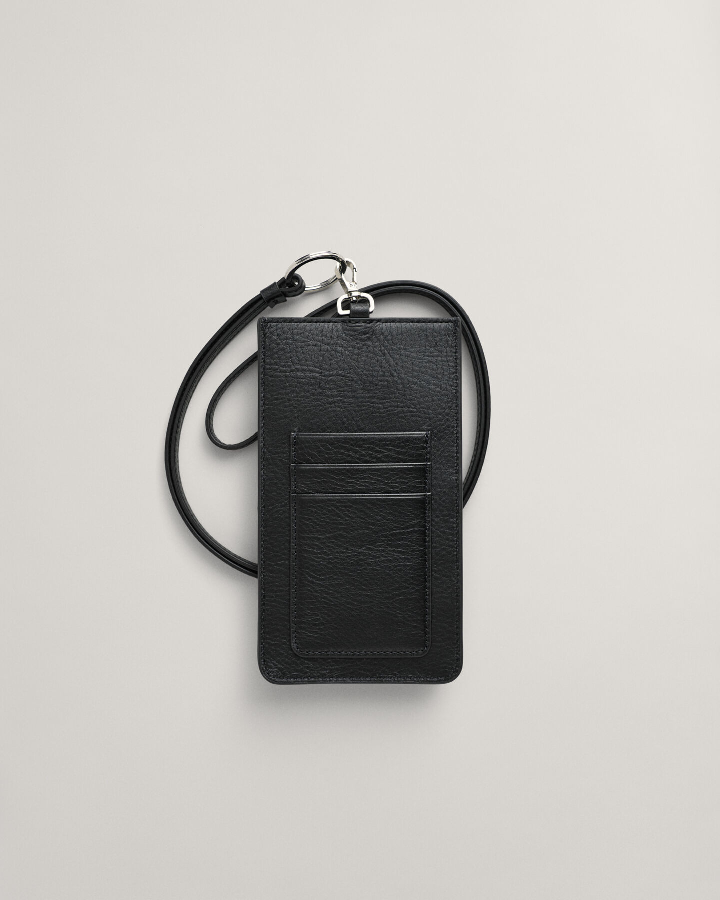 Nahkainen puhelinkotelo