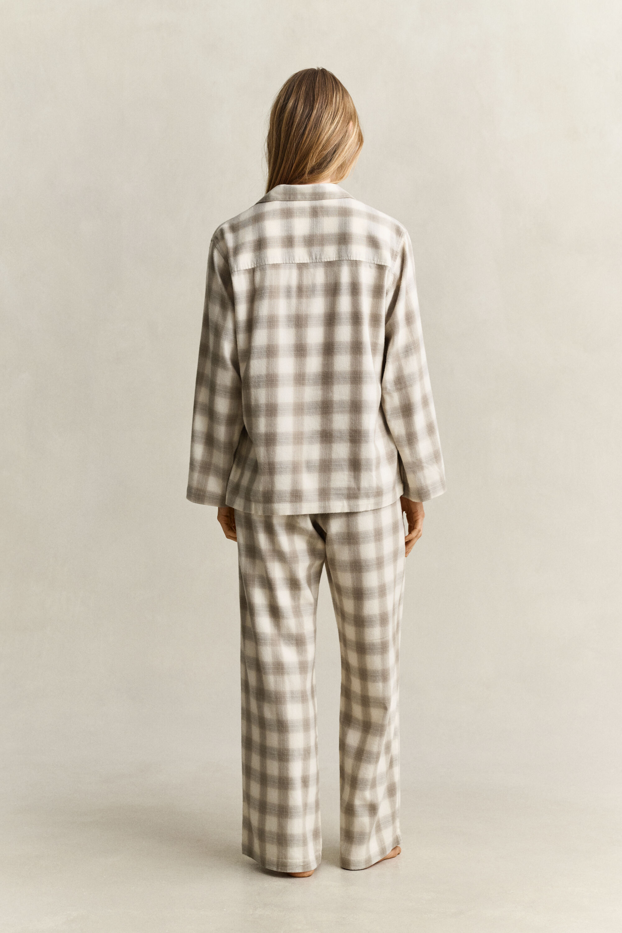 Ruudullinen flanellipyjama