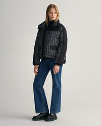 Tweedkankainen untuvatakki