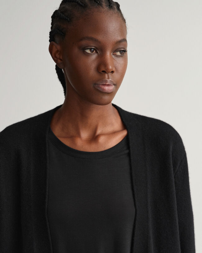 Pitkä villaneuletakki