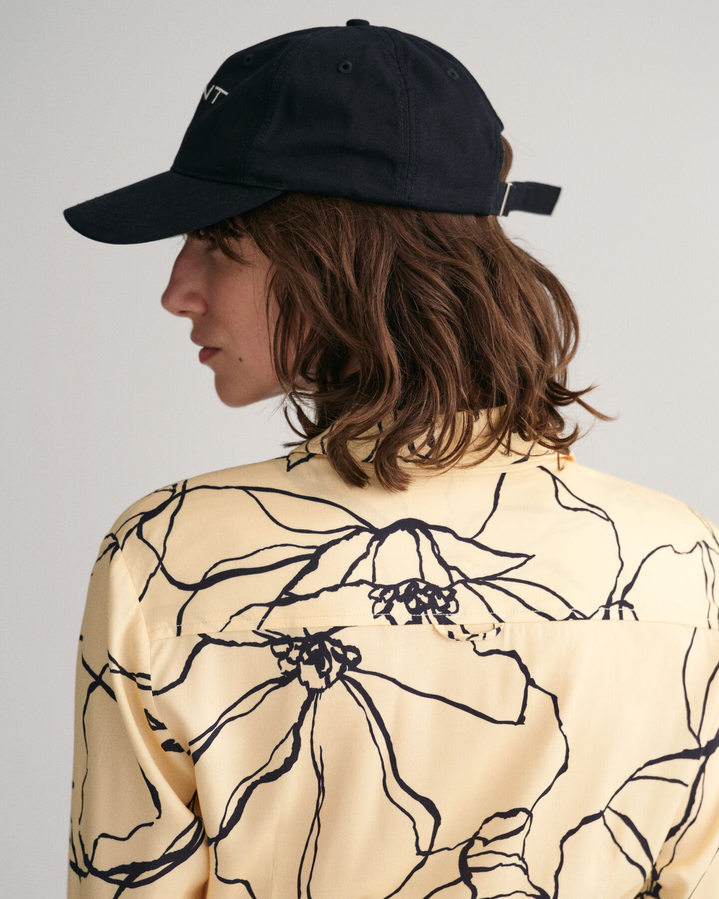 Viivakuvioitu paitamekko