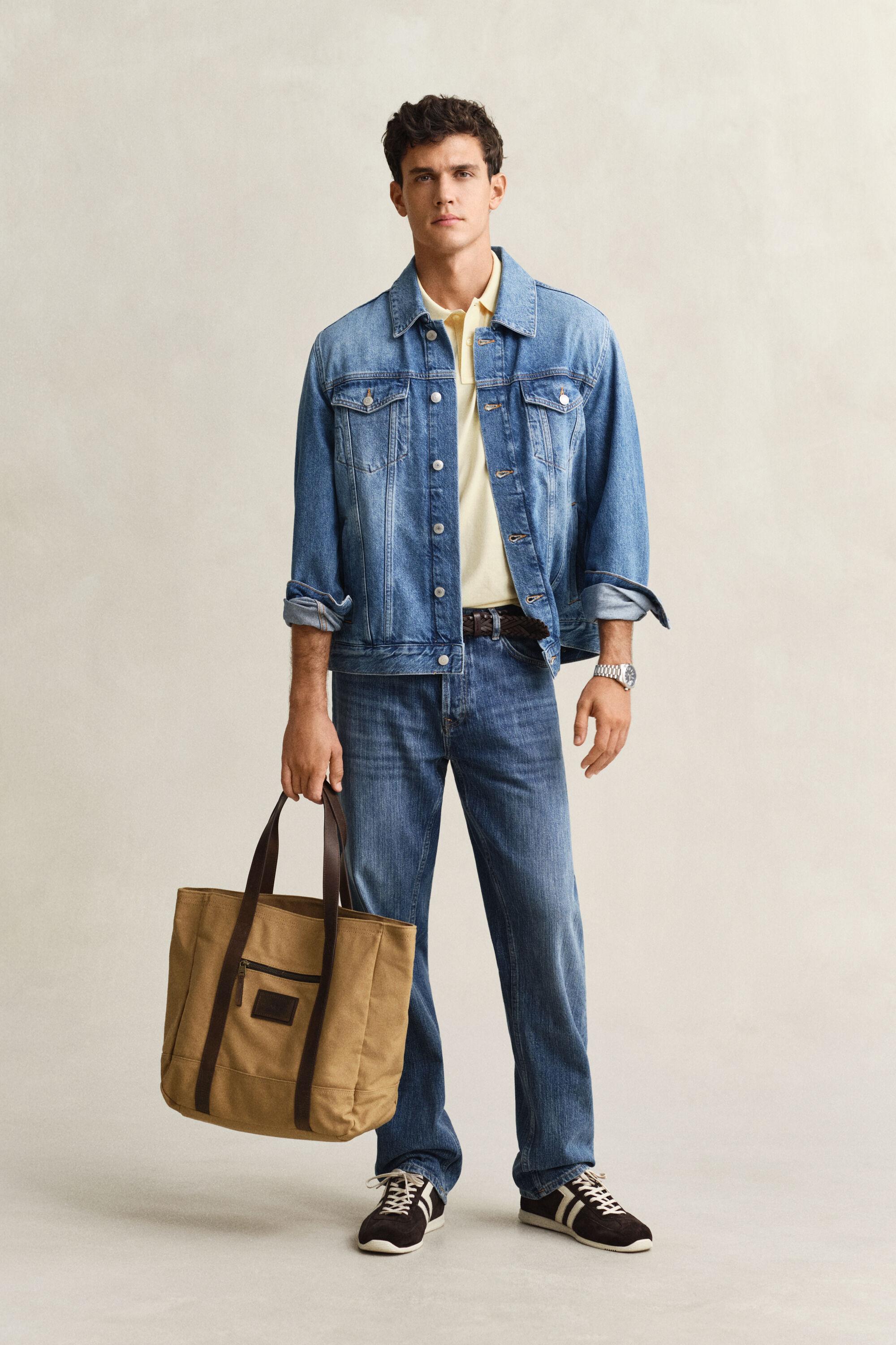 Regular fit ‑mitoitettu pikeepaita