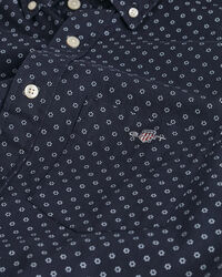 Regular fit ‑mitoitettu pikkukuvioinen paita