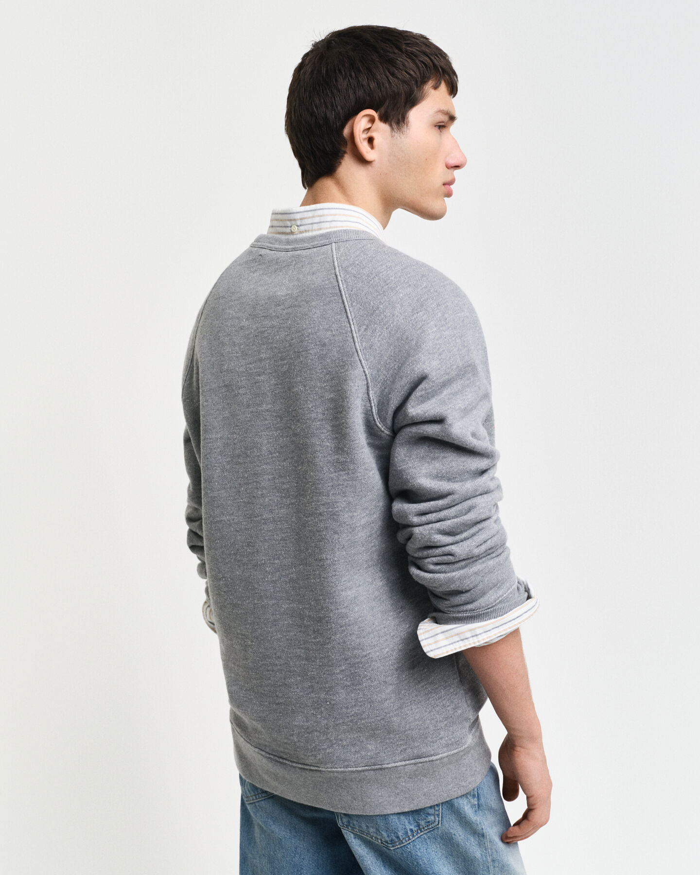 Graphic-collegepaita, py&ouml;re&auml; p&auml;&auml;ntie