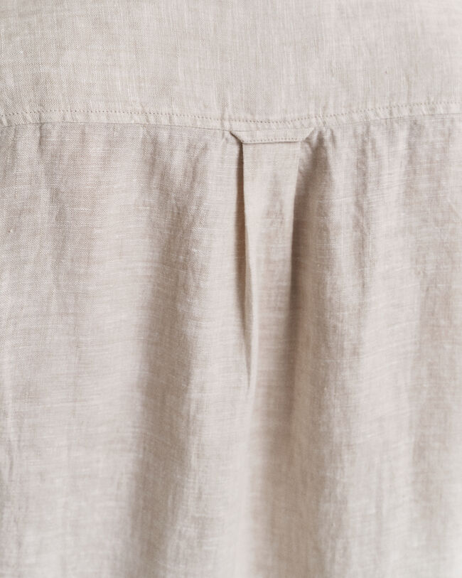 Regular fit ‑mitoitettu pellavapaita