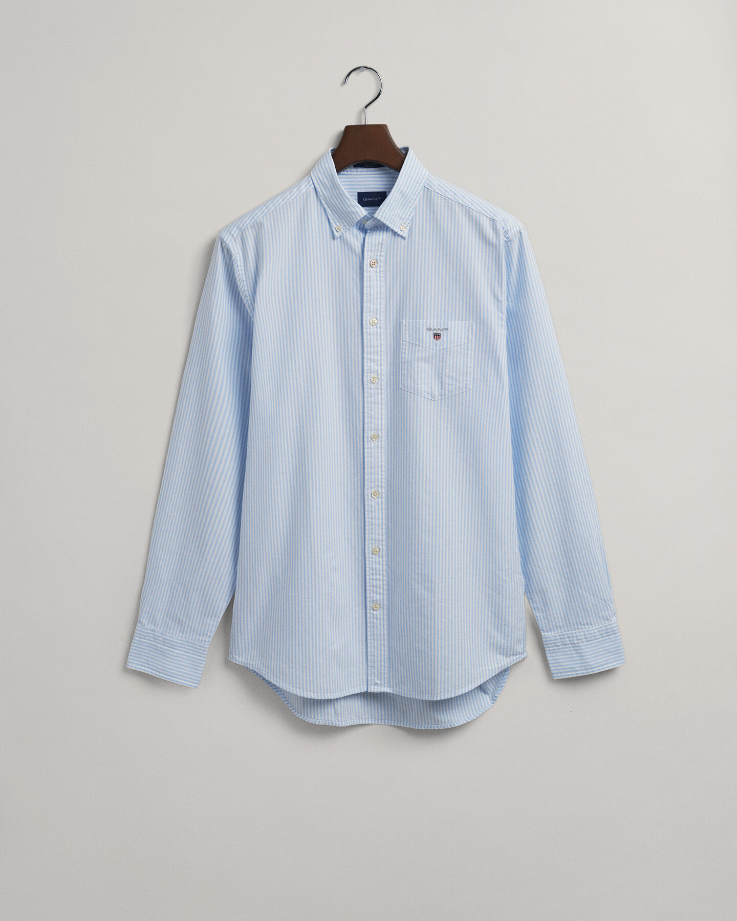 Regular fit ‑mitoitettu pystyraidallinen oxford-paita