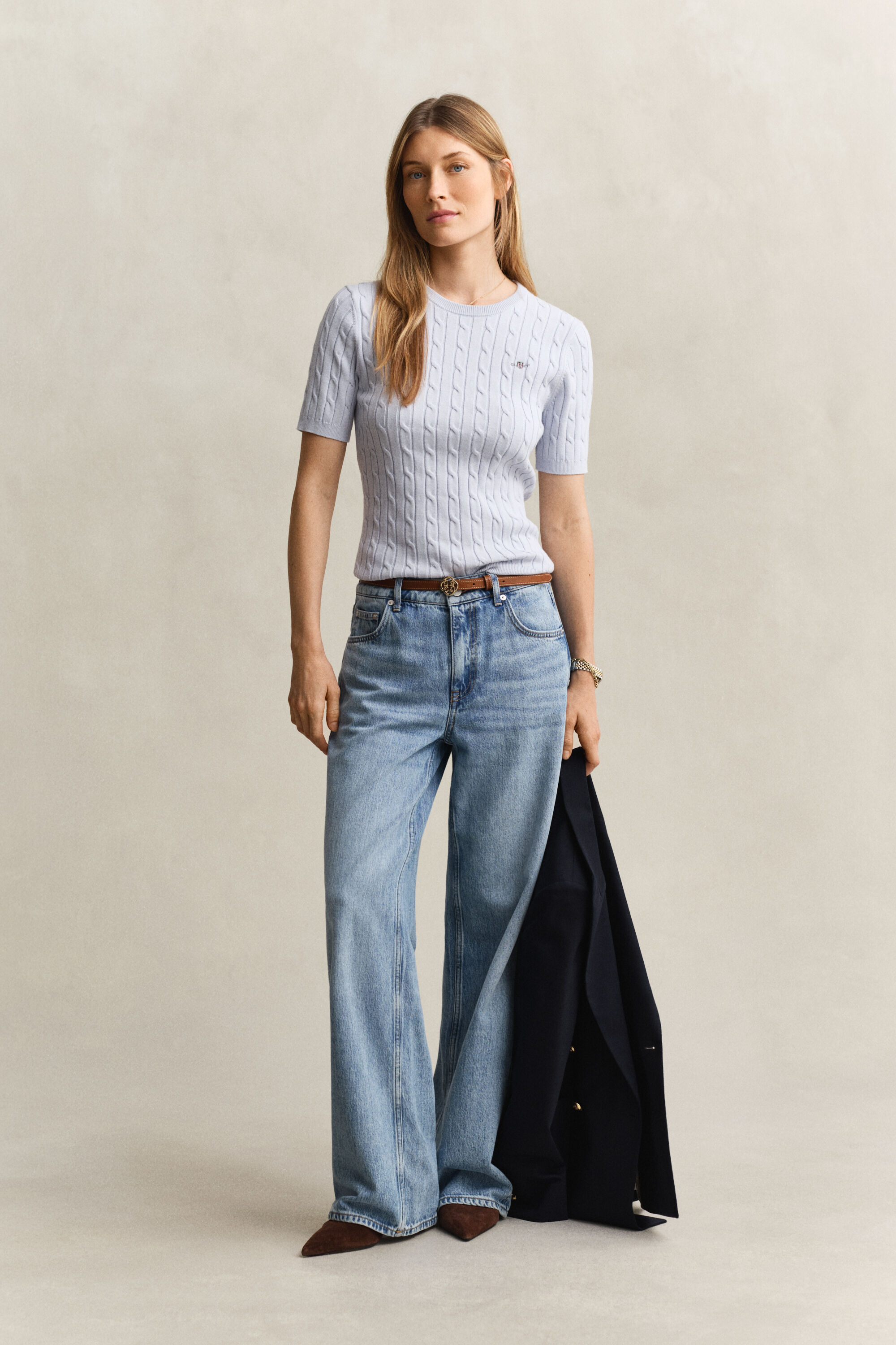 Lyhythihainen palmikkoneulepusero