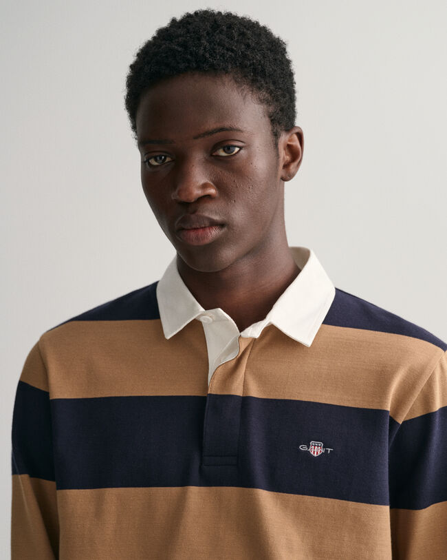 Leve&auml;raitainen Shield Heavy Rugger ‑paita