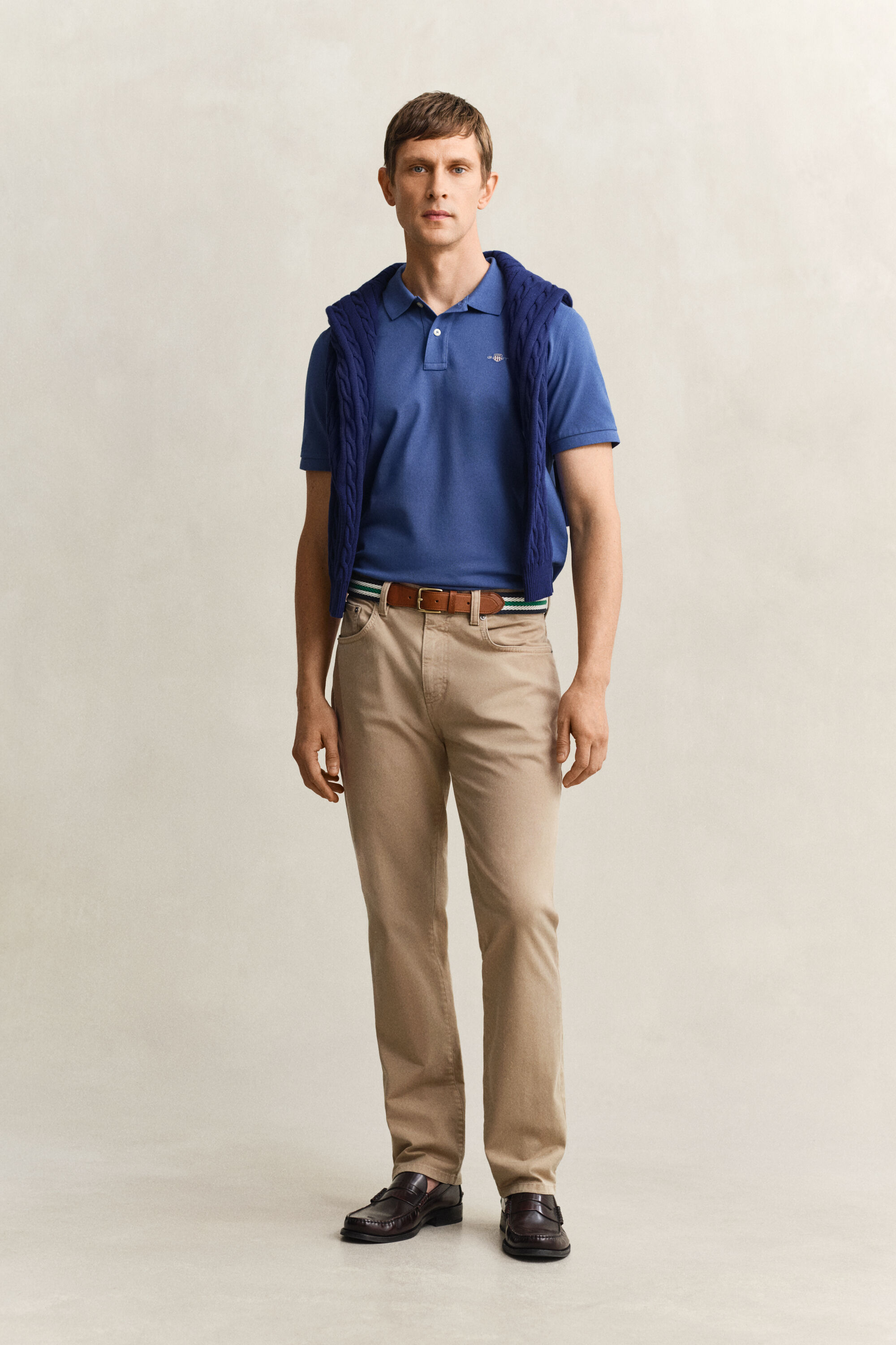 Regular fit ‑mitoitetut Desert-farkut