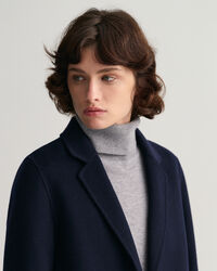 Käsin tikattu suora bleiseri