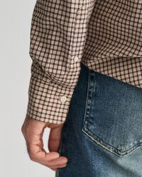 Regular&nbsp;fit ‑mitoitettu pikkuruutuinen flanellipaita