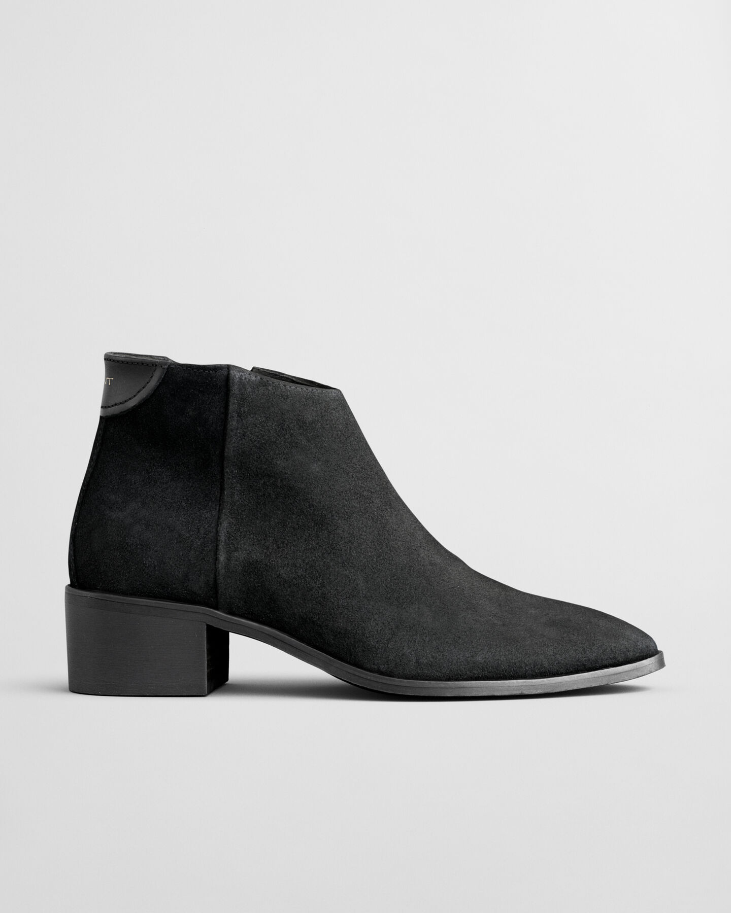 Matalavartiset St Broomly ‑mokkanahkanilkkurit