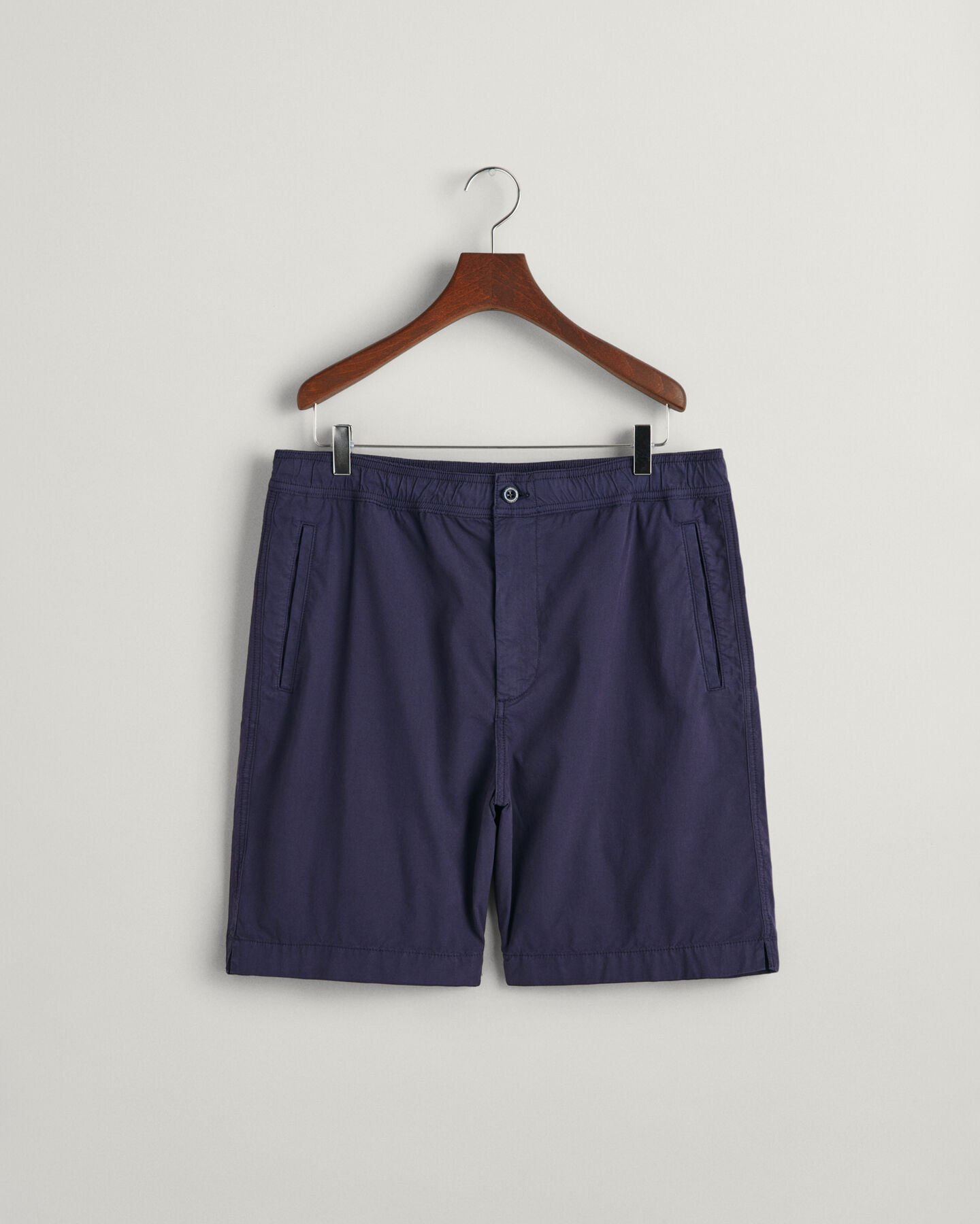 Relaxed fit ‑mitoitetut bermudashortsit