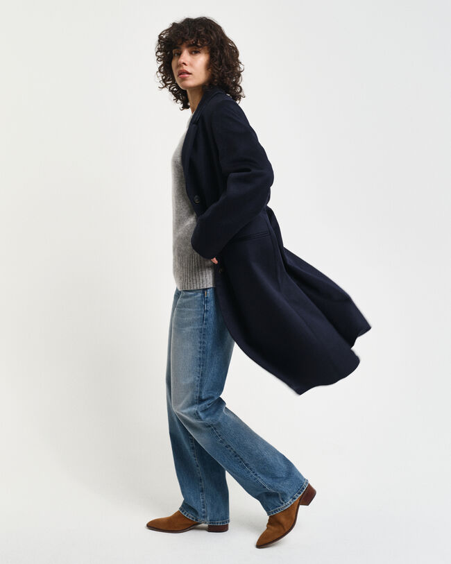 Hyvin istuva klassinen villakangastakki