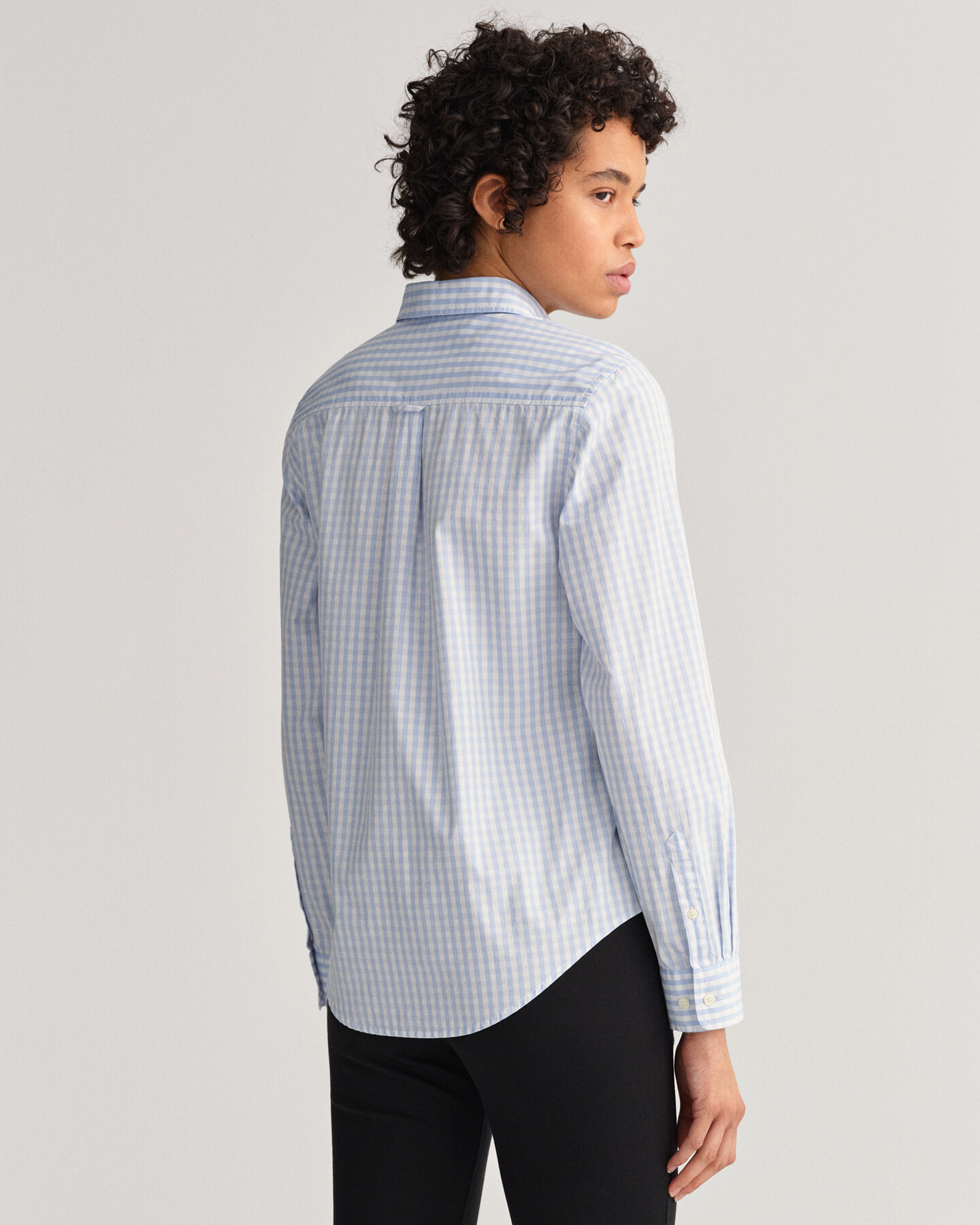 Regular&nbsp;fit ‑mitoitettu gingham-ruutuinen paita broadcloth-kankaasta