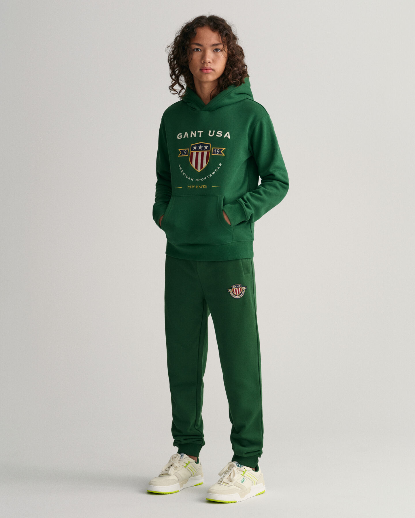 Teens-malliston Banner Shield ‑huppari