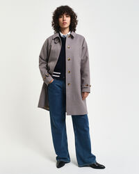 Pikkuruutuinen autotakki