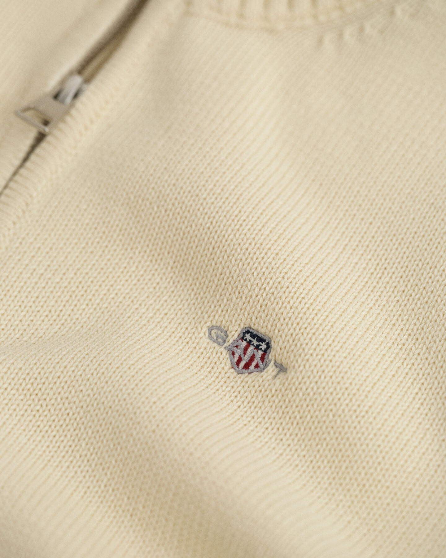 Teens-malliston Casual-puuvillaneulepusero vetoketjukauluksella