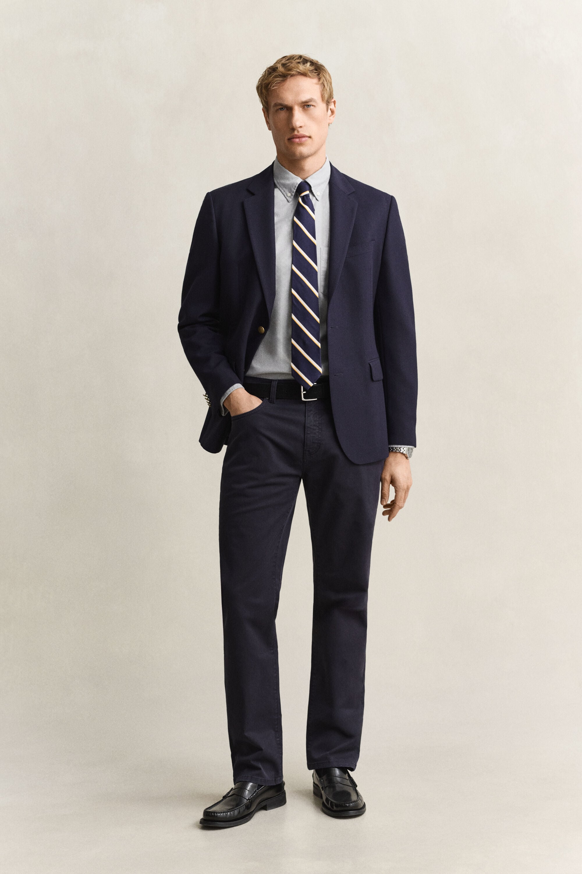 Regular fit ‑mitoitettu klassinen oxford-paita