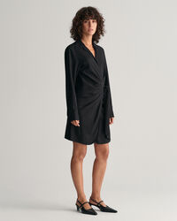 Kietaisumallinen paitamekko