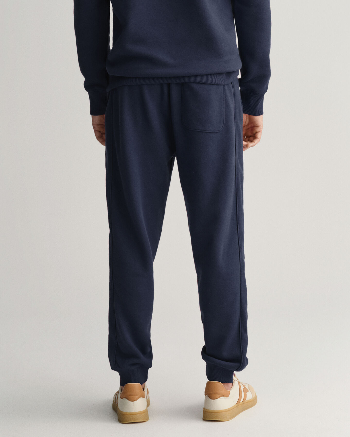 G Graphic ‑collegehousut