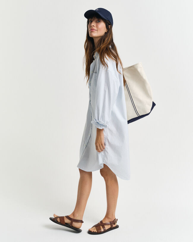 Oversized fit -mitoitettu ylellinen oxford-mekko