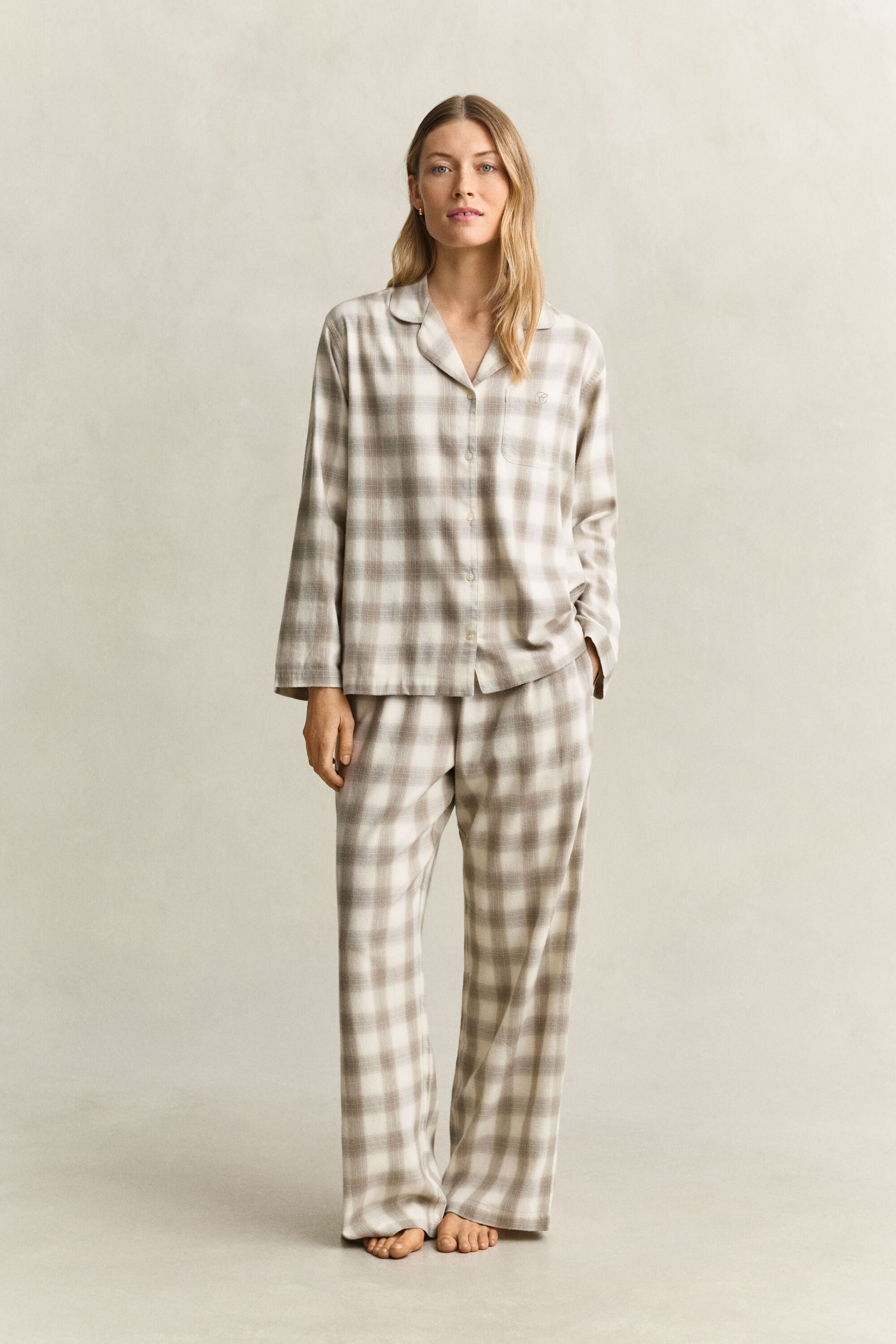 Ruudullinen flanellipyjama