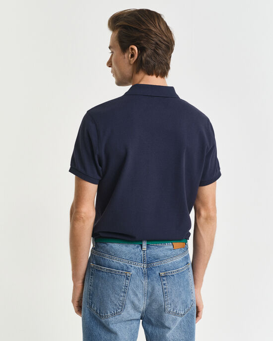 Slim fit ‑mitoitettu Shield-pikeepaita