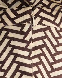 A-linjainen Geometric-hame