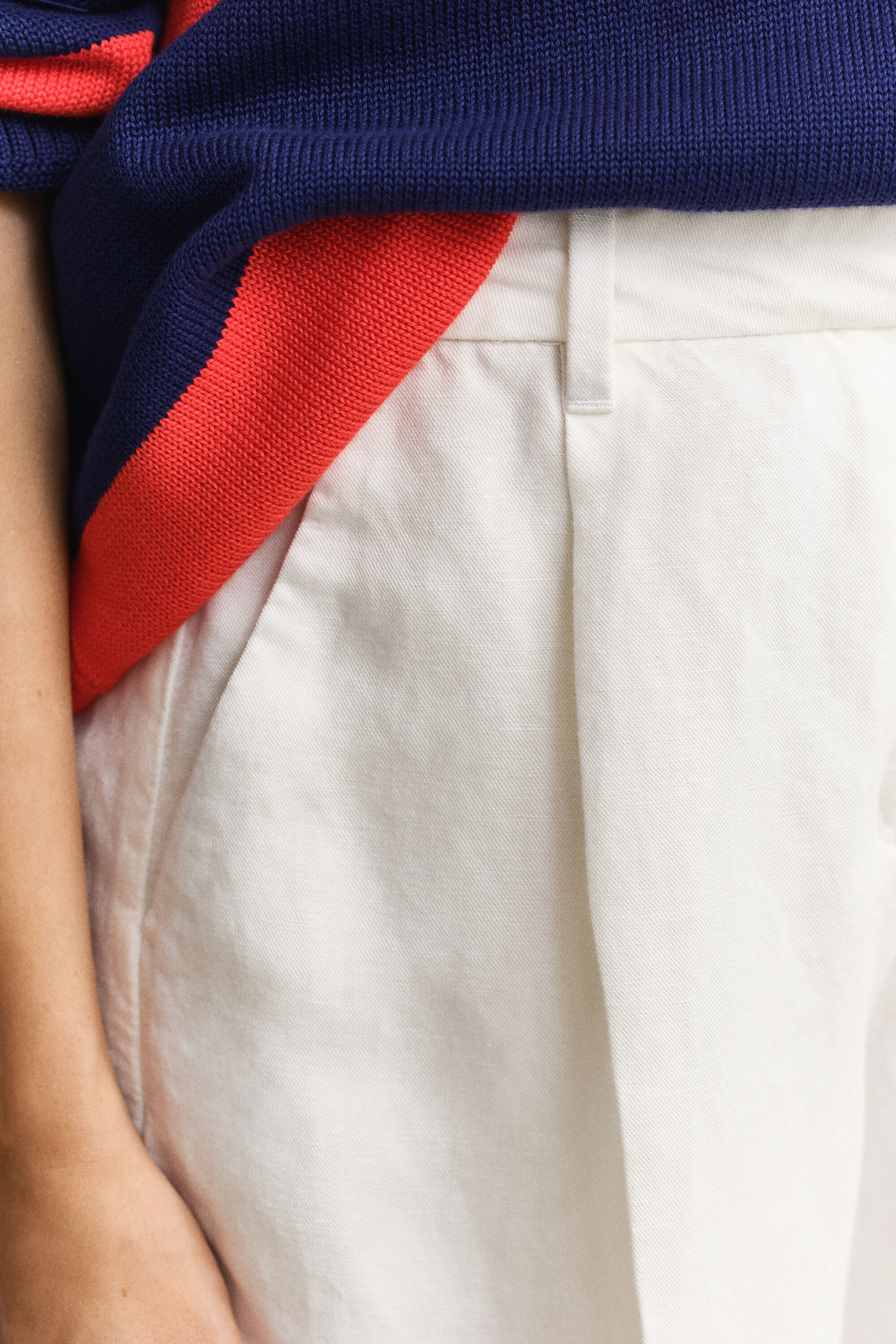 Hyvin istuvat pellavasekoiteshortsit