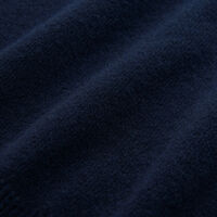 Neulepusero erittäin hienoa lampaanvillaa, pyöreä pääntie