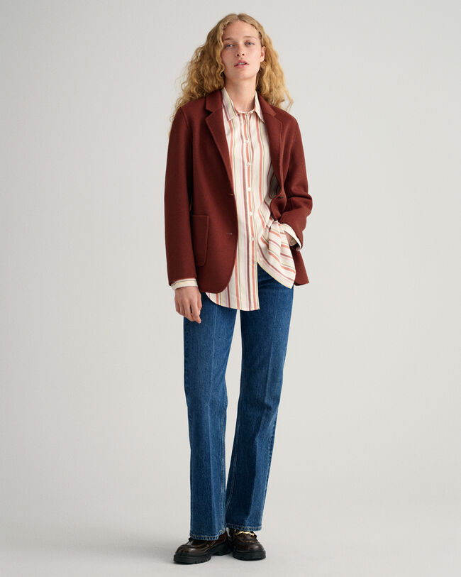 Relaxed fit ‑mitoitettu paita monivärisillä raidoilla