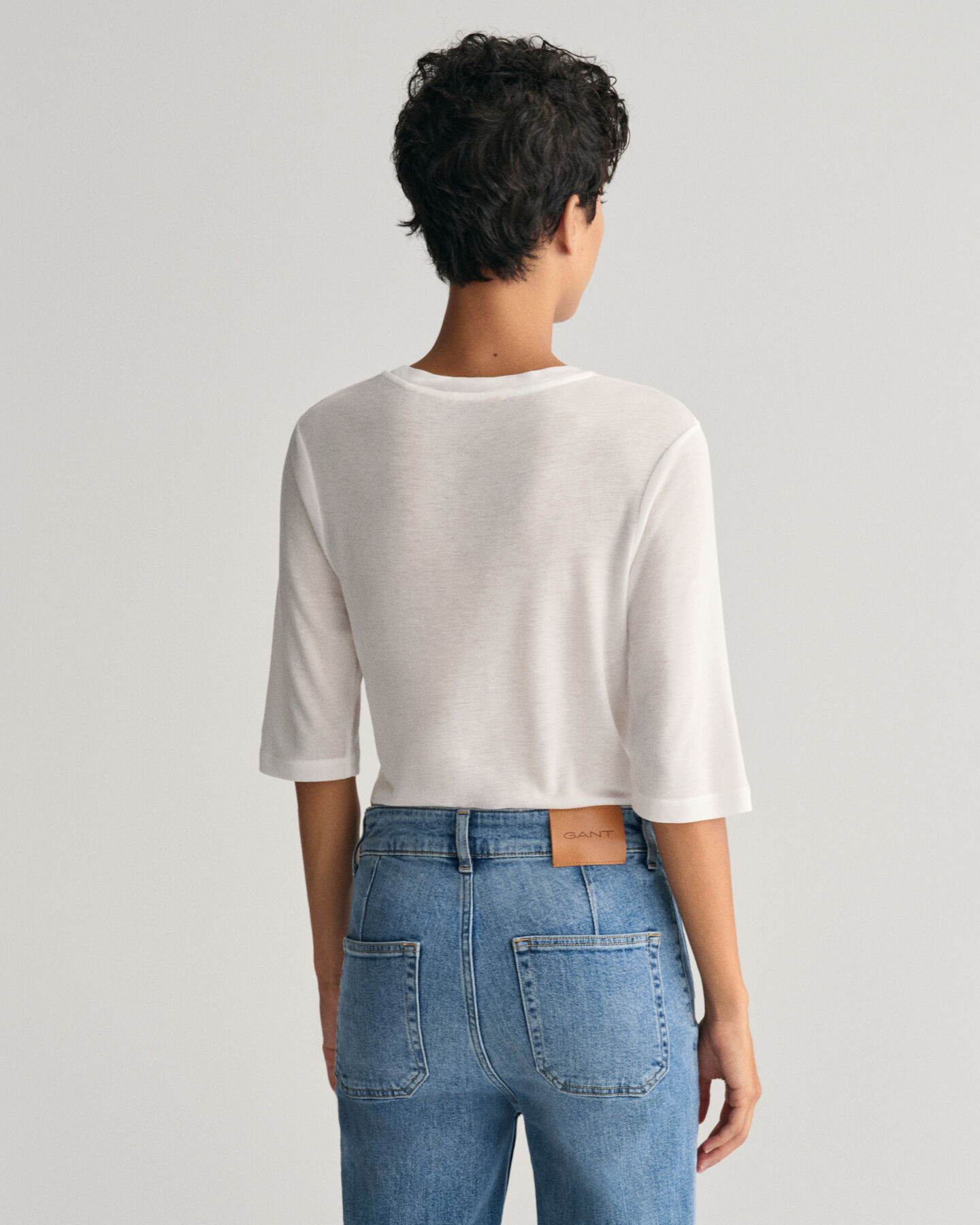 Keve&auml; t‑paita