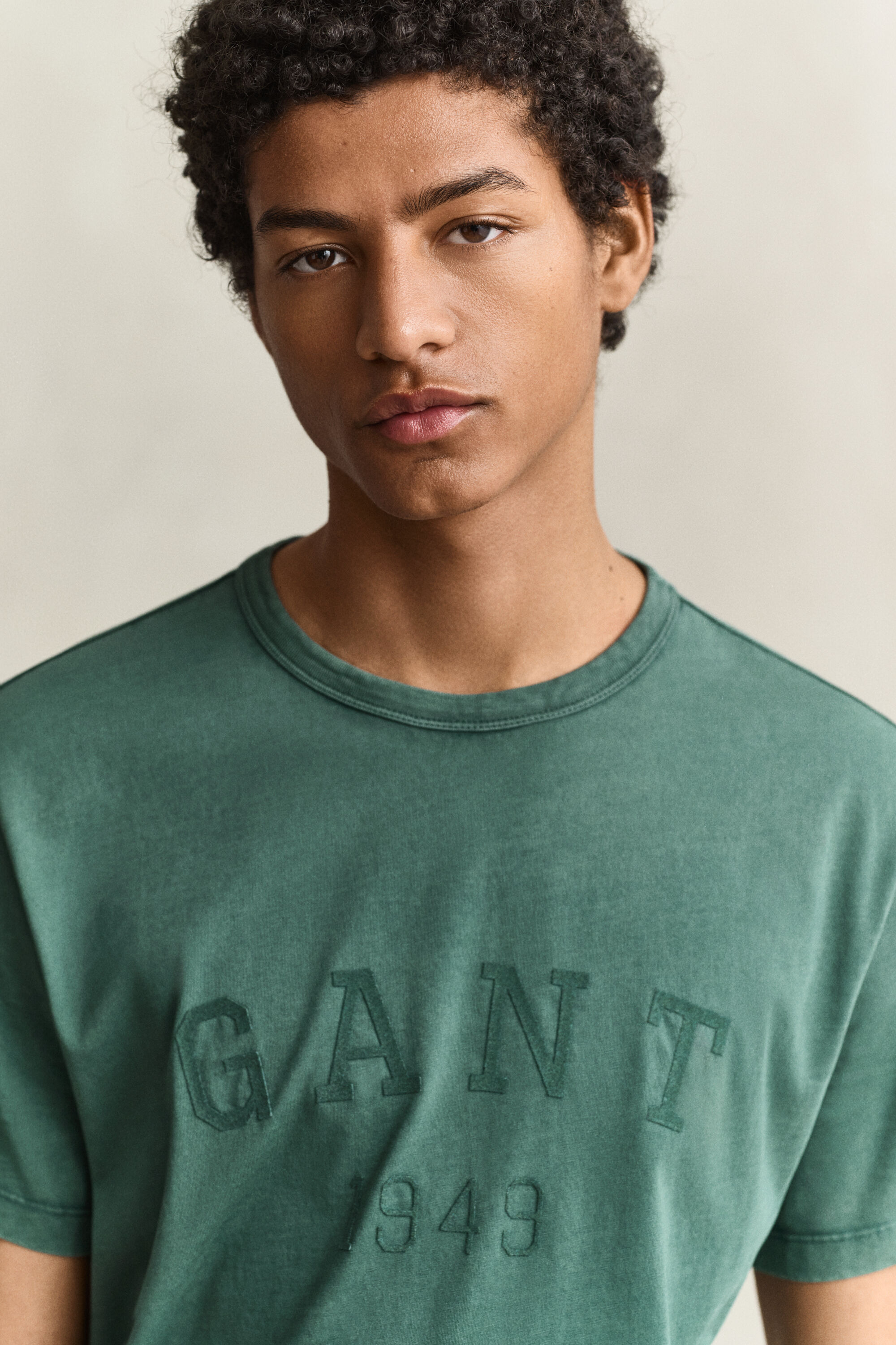 Graphic-t‑paita