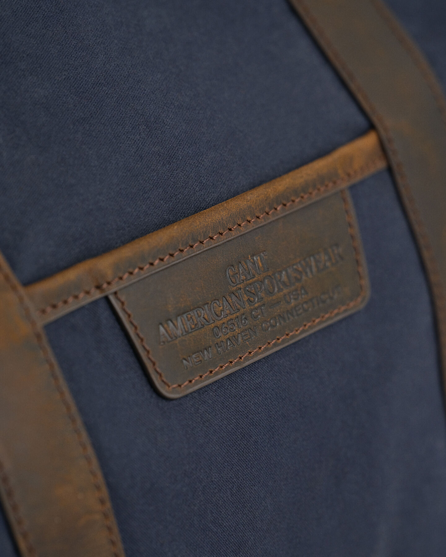 Öljykankainen putkikassi