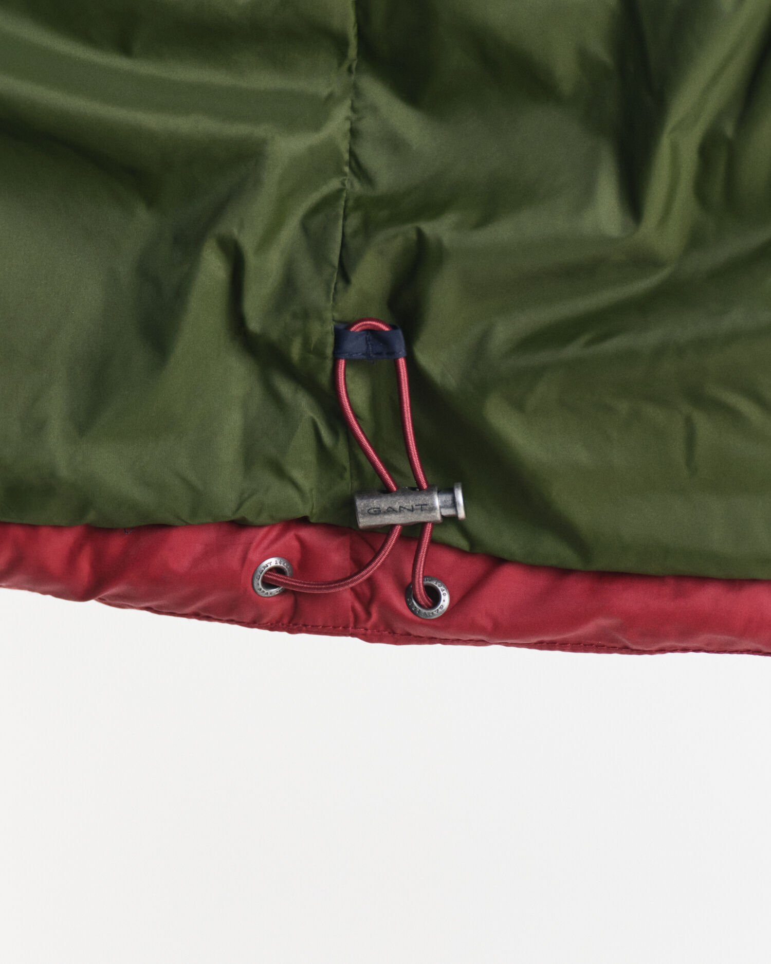 Monivärinen Active Cloud ‑takki