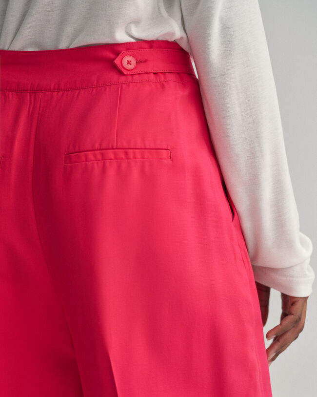 Relaxed fit -mitoitetut Fluid-housut