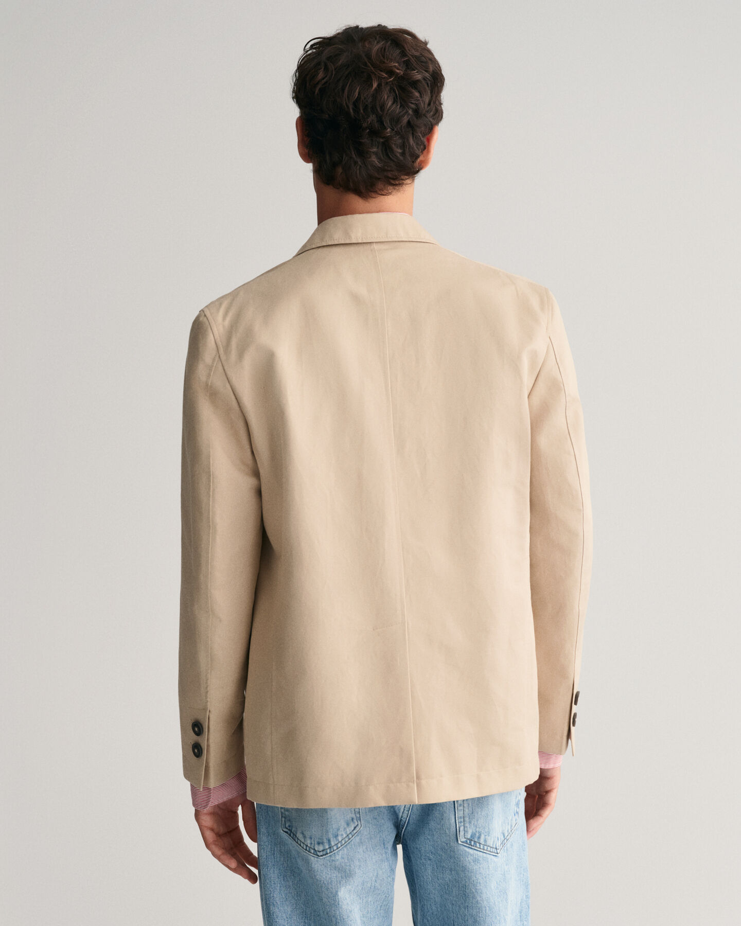 Regular&nbsp;fit ‑mitoitettu puuvillableiseri