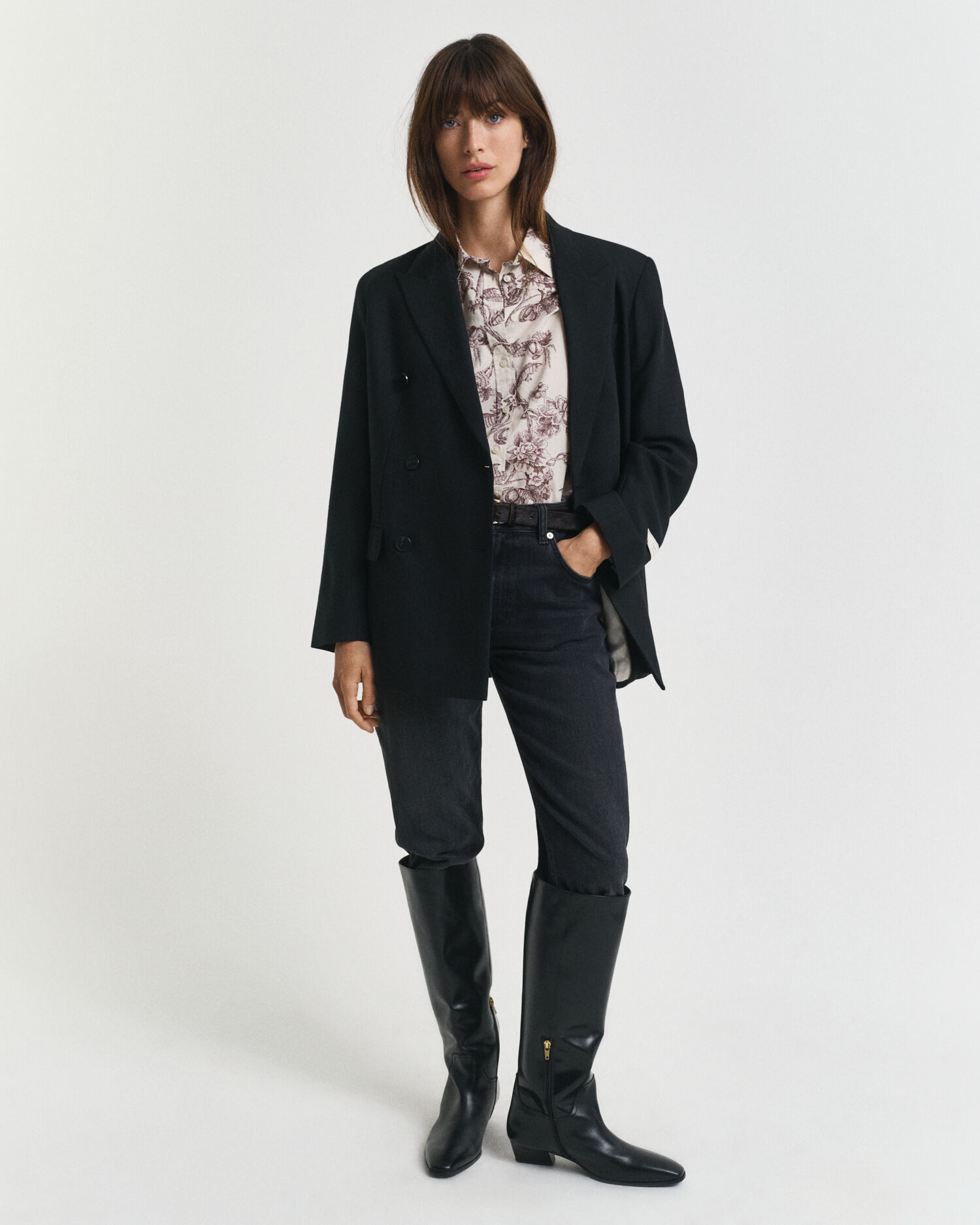 Regular fit ‑mitoitettu puukuvioinen puuvillavoileepaita