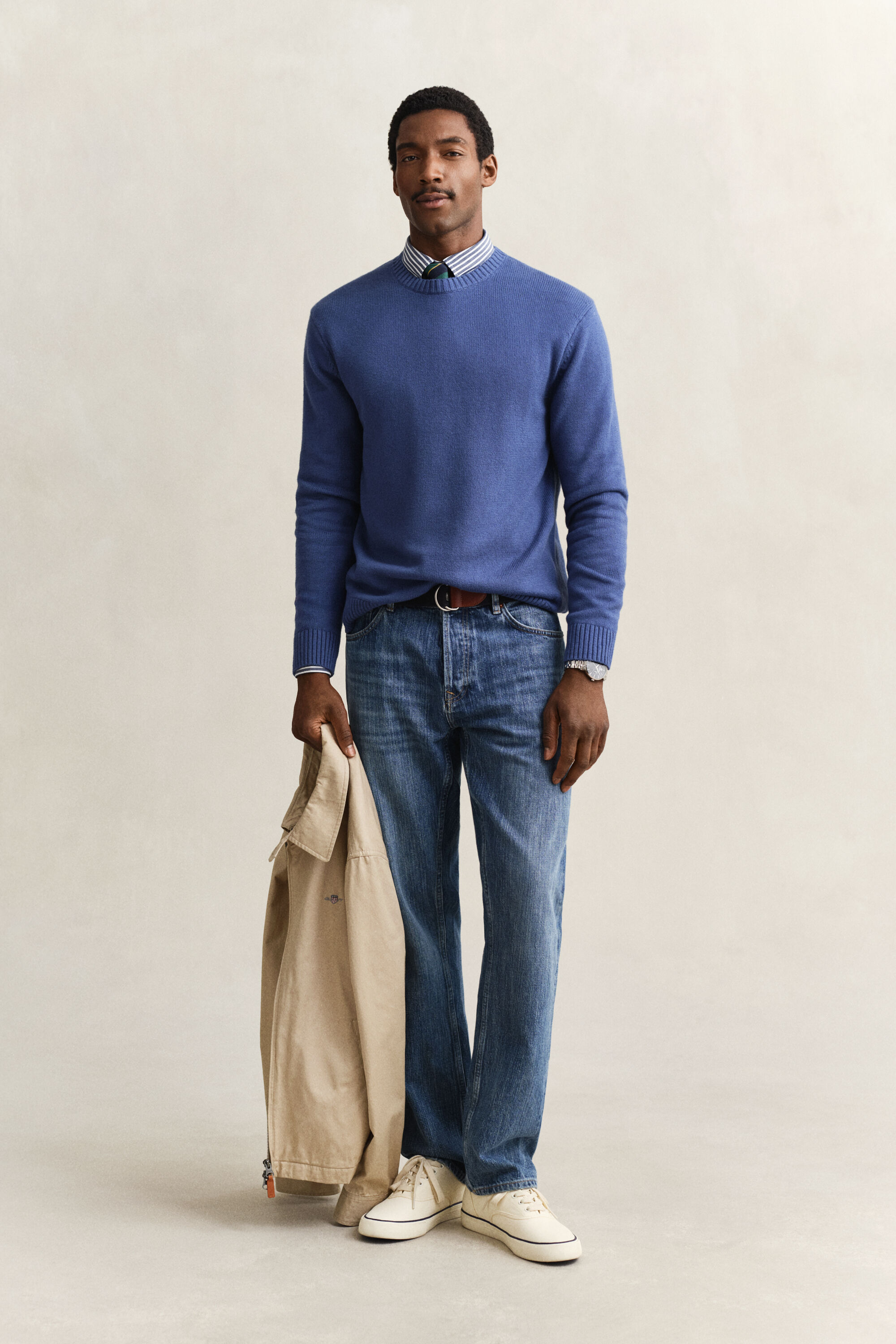 Puuvillasekoiteneulepusero, pyöreä pääntie