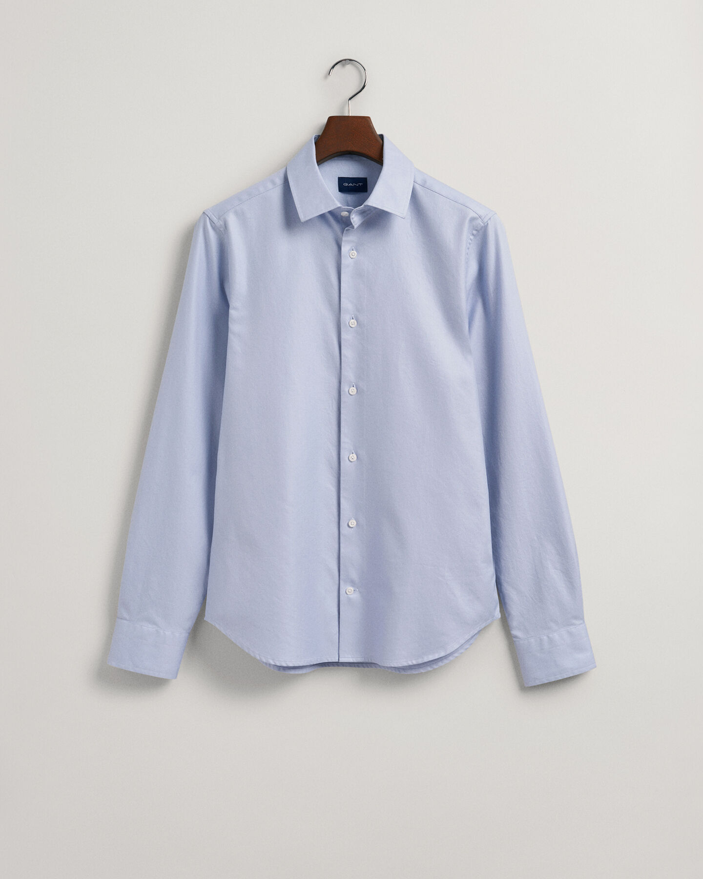 Slim fit ‑mitoitettu yksivärinen tvillipaita