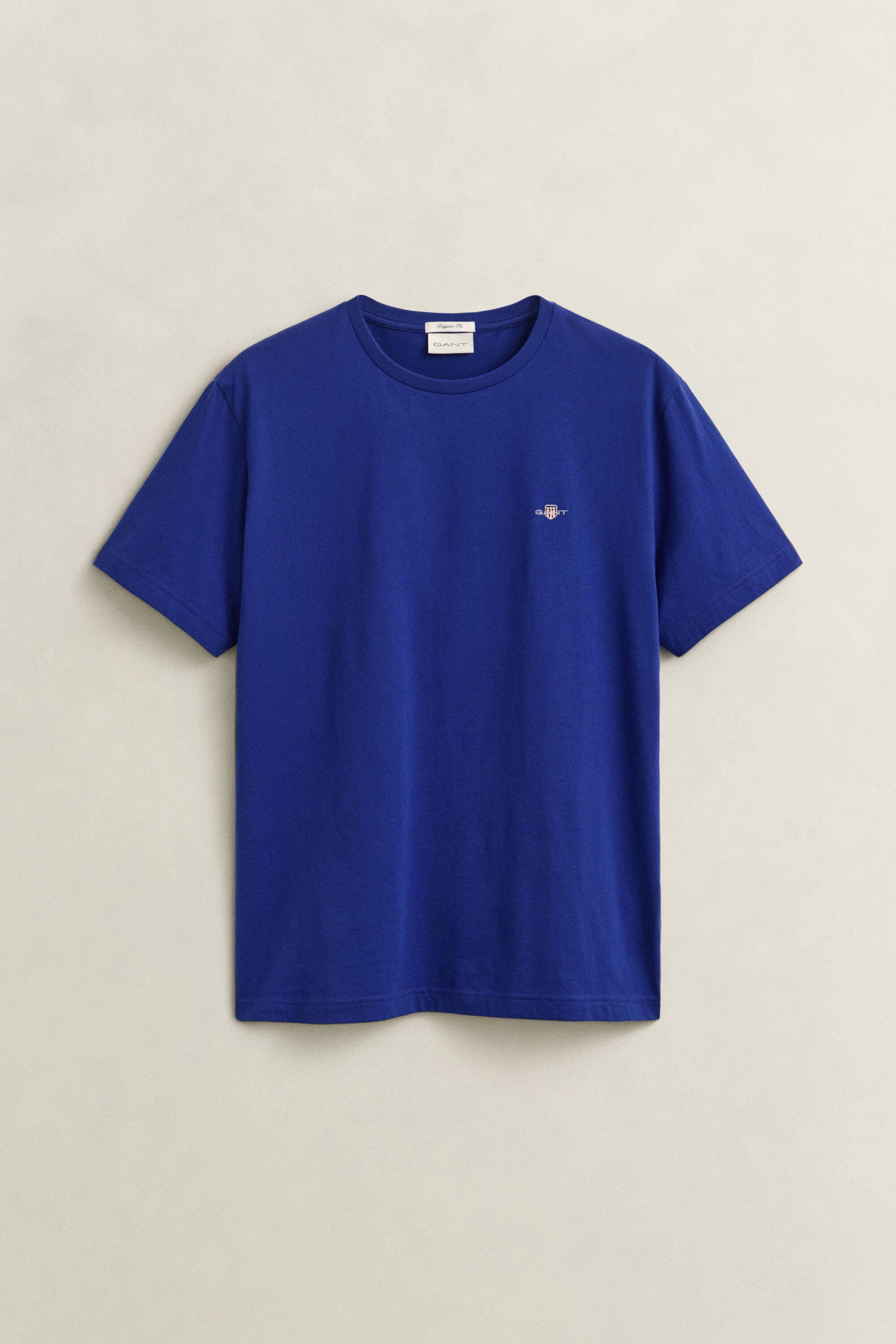 Regular fit ‑mitoitettu Shield-t‑paita