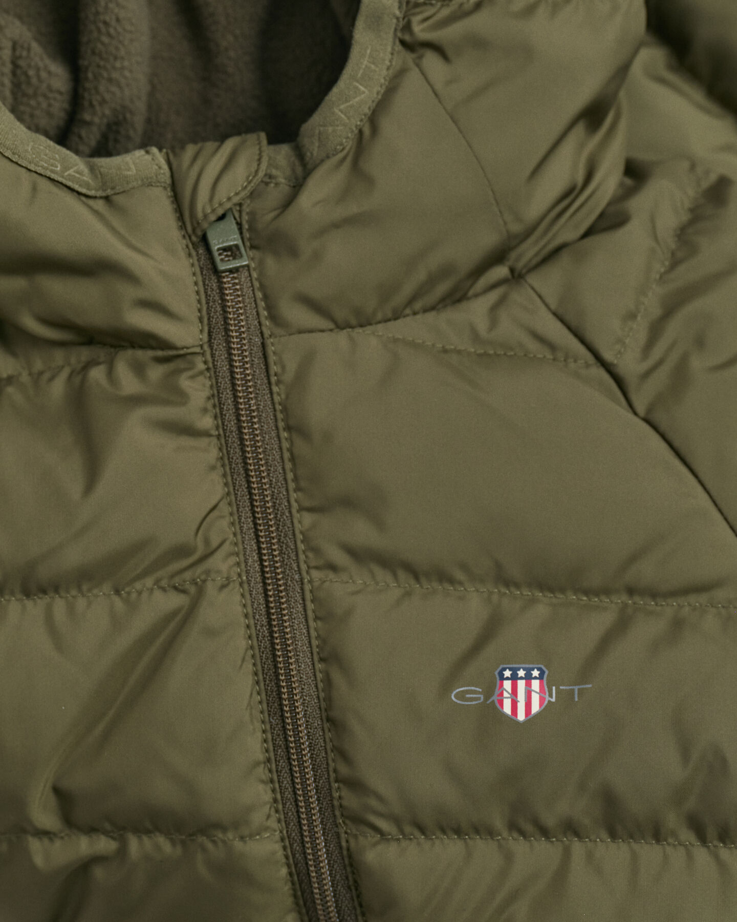 Baby-malliston Shield-toppahaalari