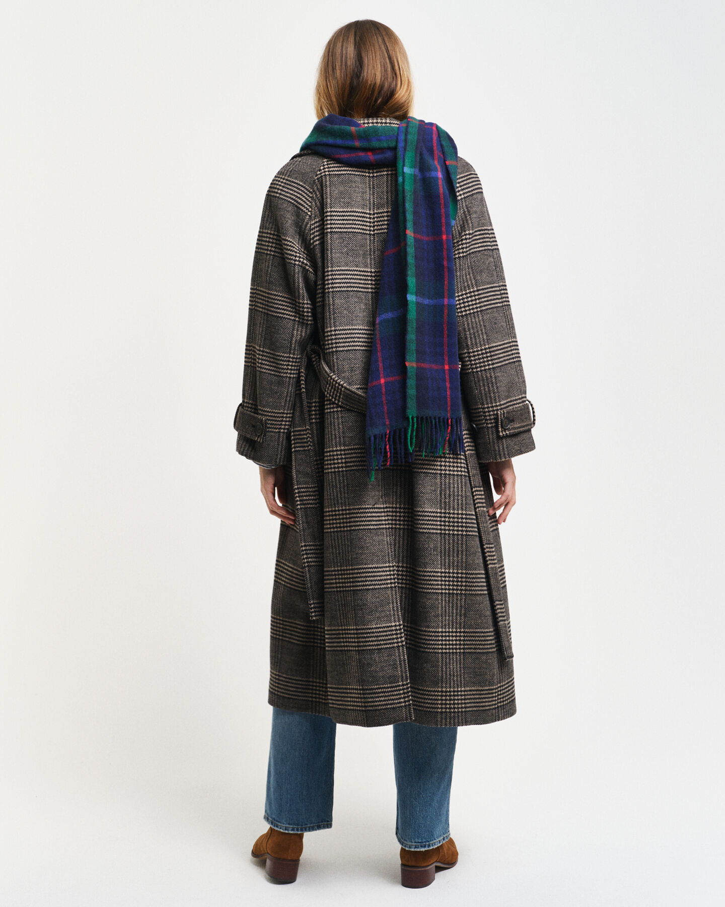 Ruudullinen villakankainen trenssitakki