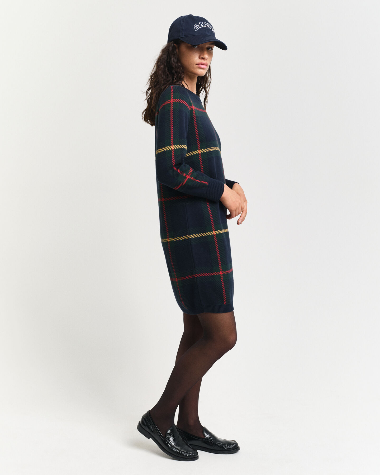 Ruutumekko, pyöreä pääntie