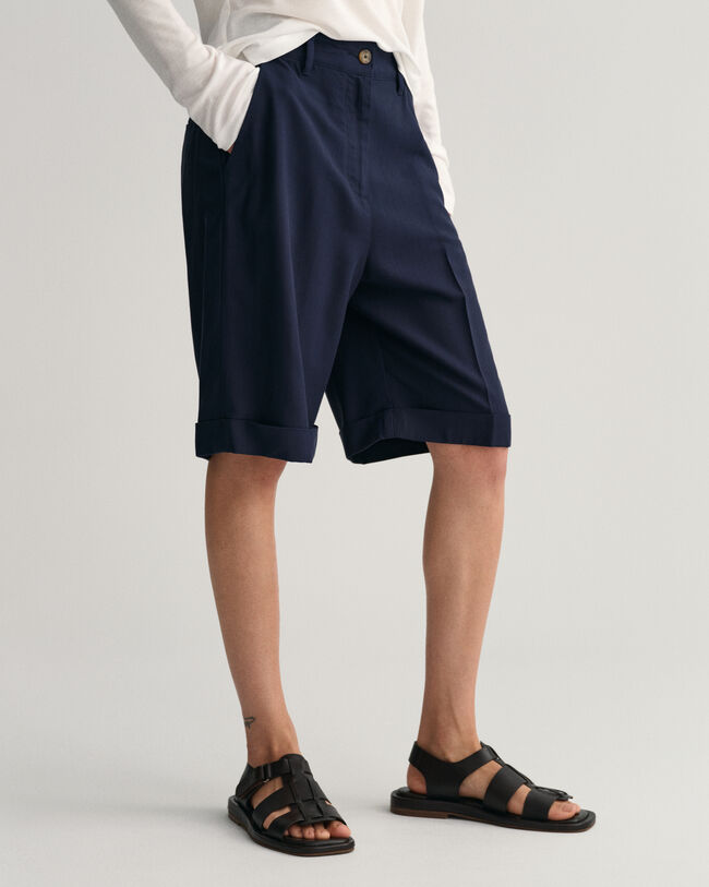 Pitkät Fluid-shortsit