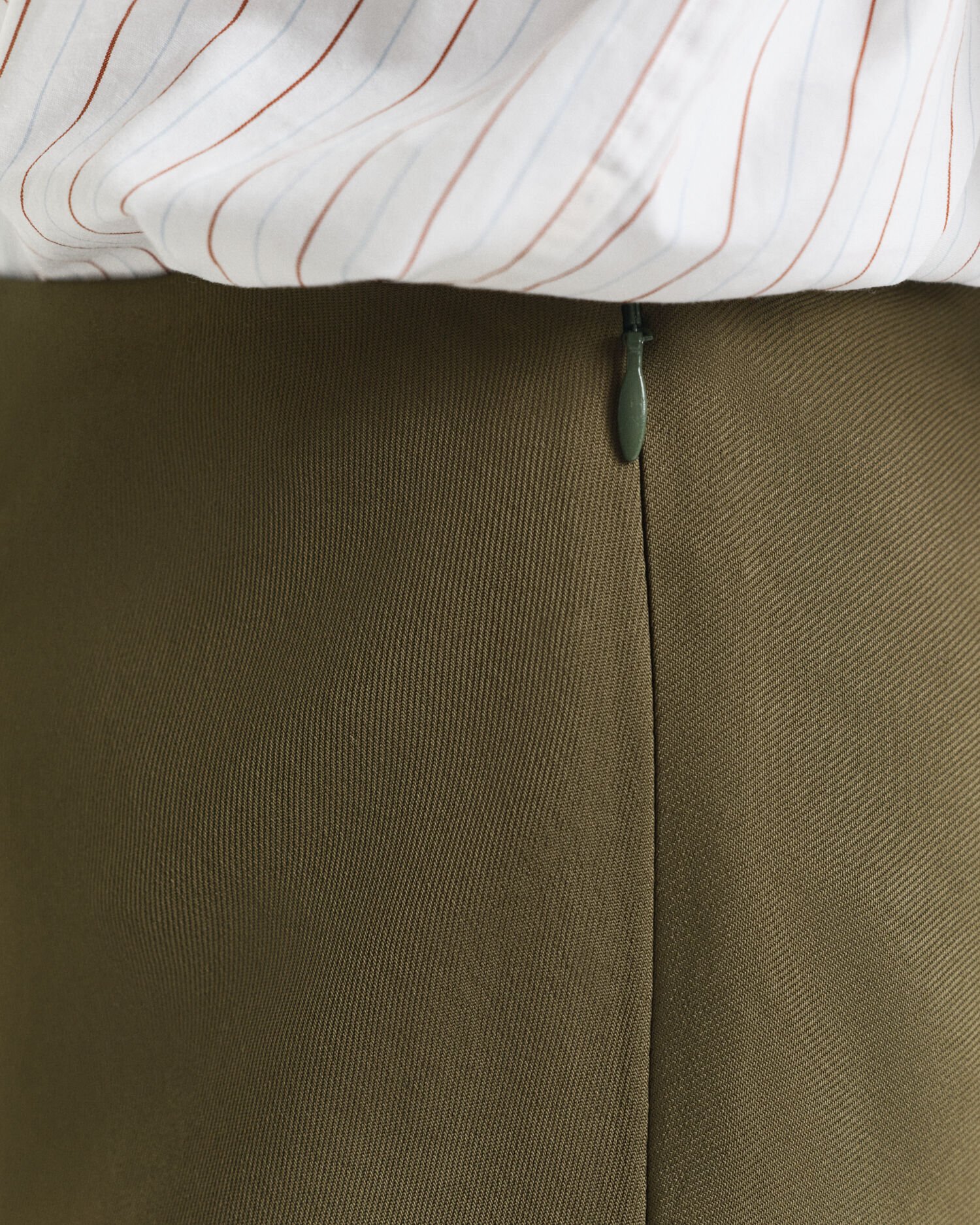 Midimittainen Fluid-hame