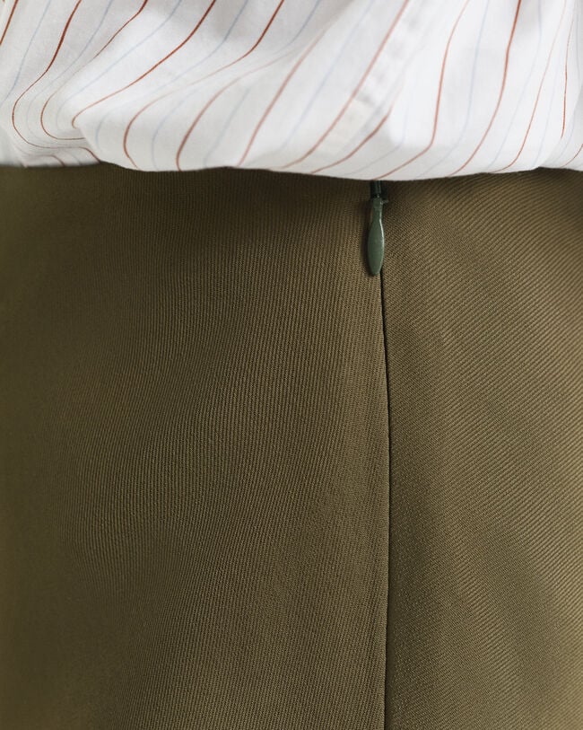 Midimittainen Fluid-hame